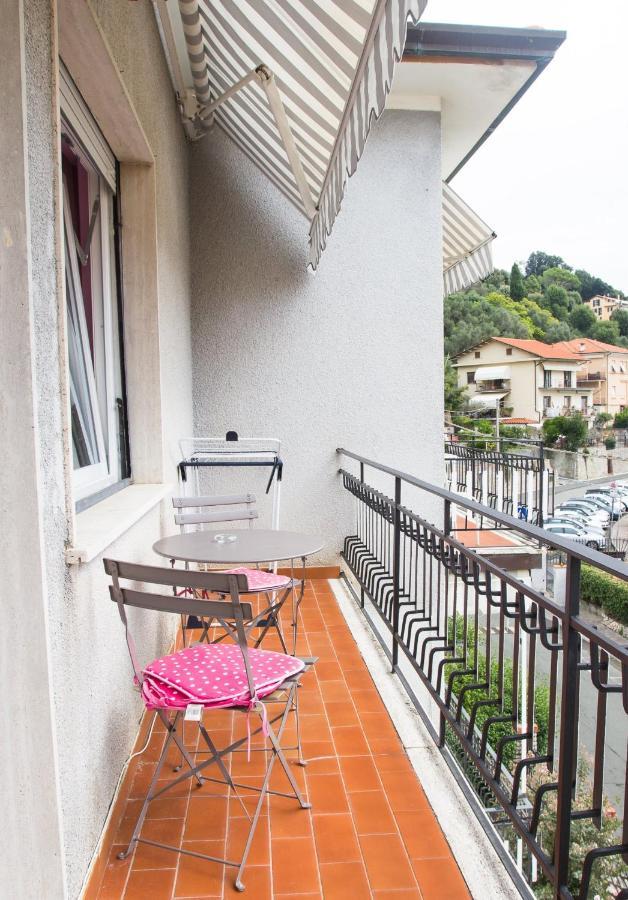 B&B Golfo Dei Poeti Леричи Екстериор снимка